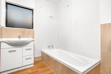 Photo of property in 1/8 Templeton Place, Clendon Park, Auckland, 2103