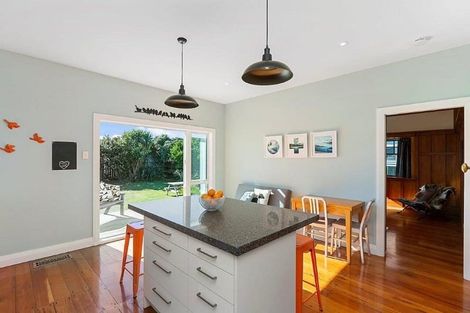 Photo of property in 123 Rongotai Road, Kilbirnie, Wellington, 6022