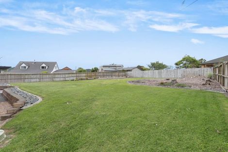 Photo of property in 33a Sunny Crescent, Huapai, Kumeu, 0810