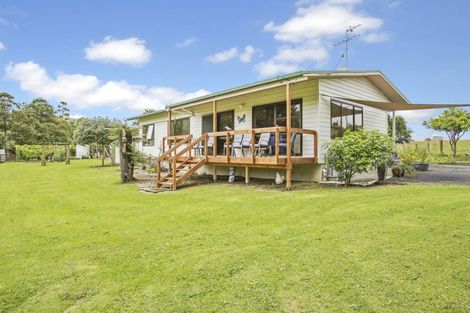 Photo of property in 221 Cossey Road, Drury, 2577