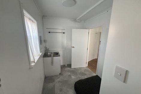 Photo of property in 32a Kirkbride Road, Mangere Bridge, Auckland, 2022