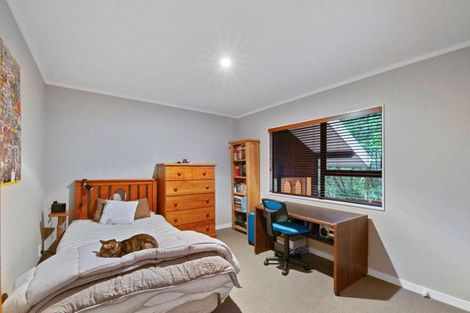 Photo of property in 22 Waima Crescent, Titirangi, Auckland, 0604