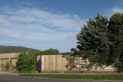 Photo of property in 52 Kowhai Street, Wainuiomata, Lower Hutt, 5014