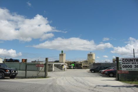 Photo of property in 1/195 Great South Road, Drury, 2113