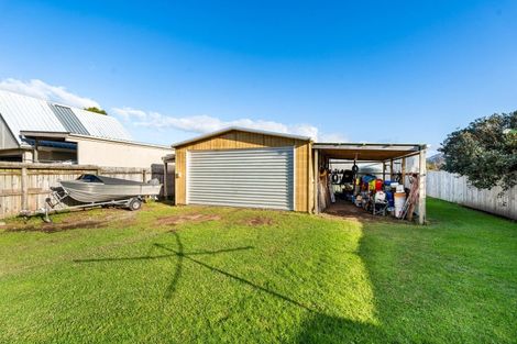 Photo of property in 4 Omutu Street, Oakura, Hikurangi, 0184