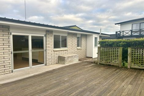 Photo of property in 15 Spriggs Crescent, Greenmeadows, Napier, 4112