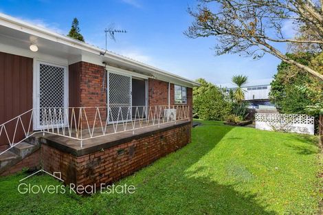 Photo of property in 2/27 Poinsettia Place, Henderson, Auckland, 0610