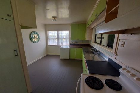 Photo of property in 112 Anzac Road, Morningside, Whangarei, 0110