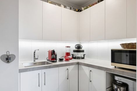 Photo of property in 8 Saint Columbans Grove, Boulcott, Lower Hutt, 5010