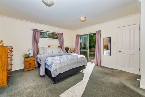 Photo of property in 153c Hobsonville Road, West Harbour, Auckland, 0618