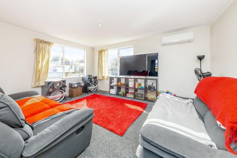 Photo of property in 1/14 Trimdon Street, Randwick Park, Auckland, 2105