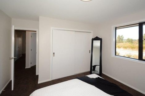 Photo of property in 43 Awa Toru Drive, Fairfield, Dunedin, 9018