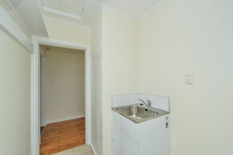 Photo of property in 82 Holland Road, Fairfield, Hamilton, 3214