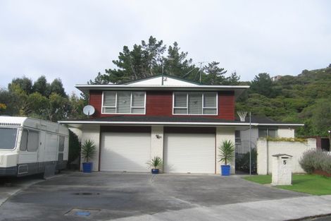 Photo of property in 5 Mizzen Place, Whitby, Porirua, 5024