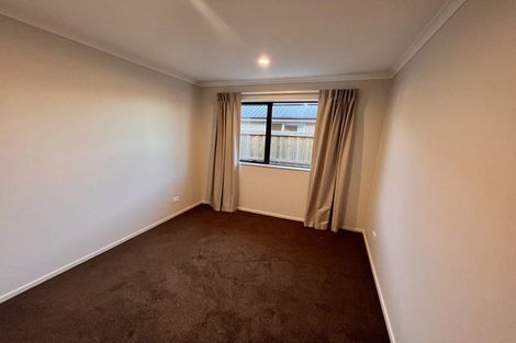 Photo of property in 76 Broadway Parade, Rolleston, 7615