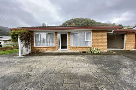 Photo of property in 71a Devon Street, Picton, 7220