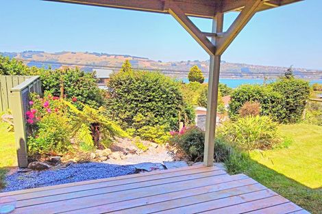 Photo of property in 49 Ellesmere Street, Ravensbourne, Dunedin, 9022