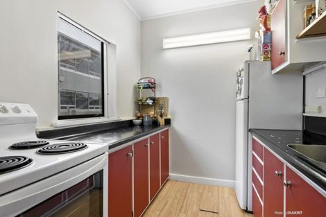 Photo of property in Hobson Court Flats, 14/70 Hobson Street, Thorndon, Wellington, 6011