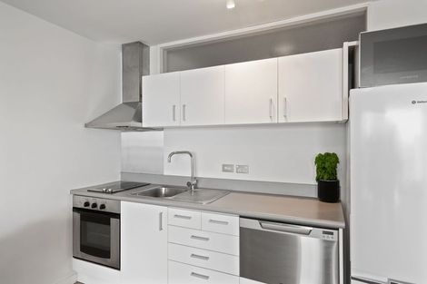 Photo of property in 10/20 Stanmore Road, Phillipstown, Christchurch, 8011