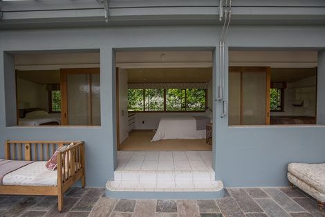 Photo of property in 1229 South Head Road, South Head, Helensville, 0874