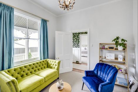 Photo of property in 3 Terrace Lane, Hospital Hill, Napier, 4110