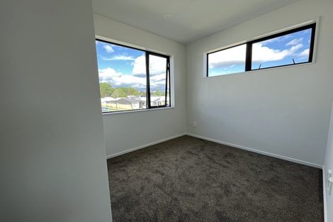 Photo of property in 2 Te Kaapia Road, Papakura, 2110