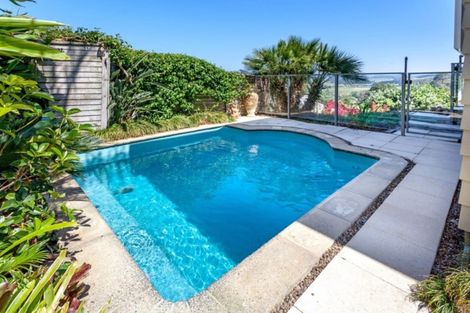 Photo of property in 69 Grange Road, Hahei, Whitianga, 3591