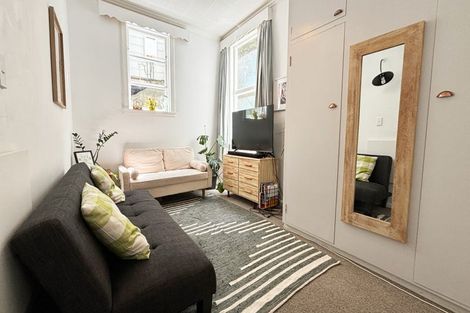 Photo of property in 137 Elizabeth Street, Mount Victoria, Wellington, 6011