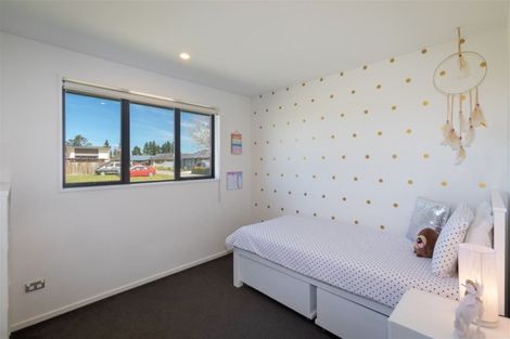 Photo of property in 32 Eyrewell Road, Pegasus, 7612