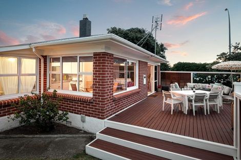 Photo of property in 28 Maranui Street, Mount Maunganui, 3116