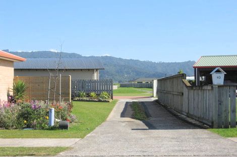 Photo of property in 45 Cholmondeley Crescent, Whitianga, 3510