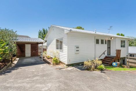 Photo of property in 2/13 Palmer Avenue, Glen Eden, Auckland, 0602