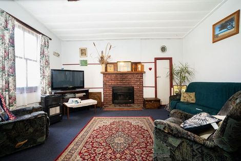 Photo of property in 15 View Road, Hikurangi, 0114