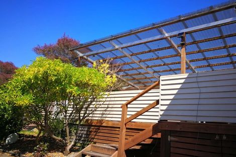 Photo of property in 10 Barron Drive, Green Bay, Auckland, 0604