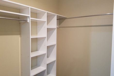 Photo of property in 2/40 Hillcrest Avenue, Hillcrest, Auckland, 0627