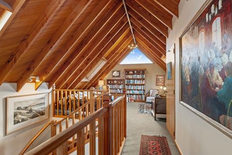 Photo of property in 2/4 Herbs Place, Cashmere, Christchurch, 8022