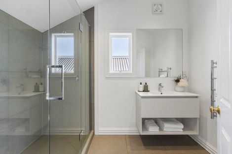 Photo of property in 17 Dedwood Terrace, Saint Marys Bay, Auckland, 1011