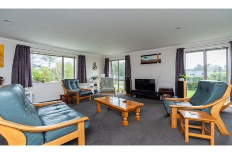 Photo of property in 17 Kedge Drive, Mangawhai, 0505