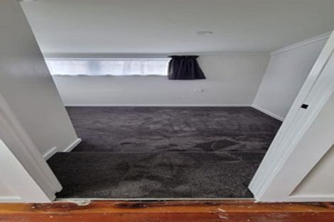 Photo of property in 20 Makora Road, Otaihanga, Paraparaumu, 5036