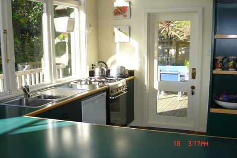 Photo of property in 183 Glenmore Street, Kelburn, Wellington, 6012