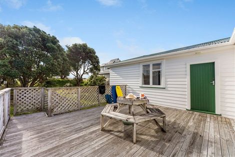 Photo of property in 147 Manly Street, Paraparaumu Beach, Paraparaumu, 5032