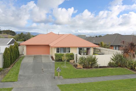 Photo of property in 5 Parnell Heights Drive, Kelvin Grove, Palmerston North, 4414