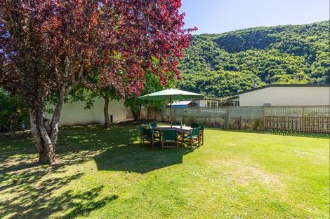 Photo of property in 23 Bedford Street, Arrowtown, 9302