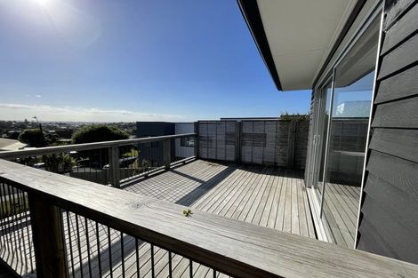 Photo of property in 33 Seon Place, Birkdale, Auckland, 0626