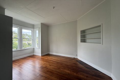 Photo of property in 20 Northland Road, Northland, Wellington, 6012