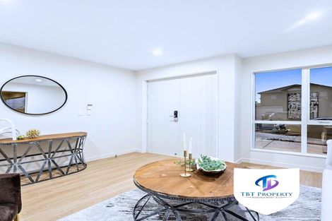 Photo of property in 17 Bushfield Drive, Flat Bush, Auckland, 2019