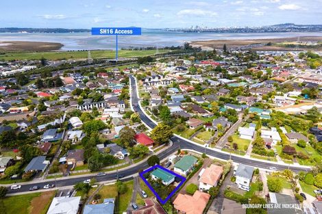 Photo of property in 2b Porter Avenue, Te Atatu South, Auckland, 0610