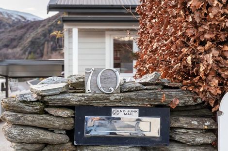 Photo of property in 10 Suffolk Street, Arrowtown, 9302