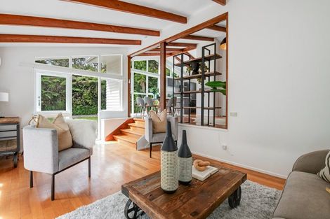 Photo of property in 1/24 Albany Highway, Greenhithe, Auckland, 0632