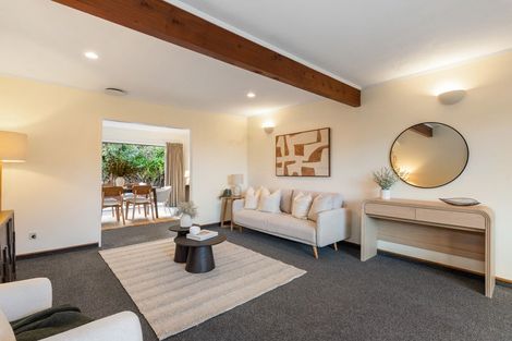 Photo of property in 39 Thatcher Crescent, Crofton Downs, Wellington, 6035
